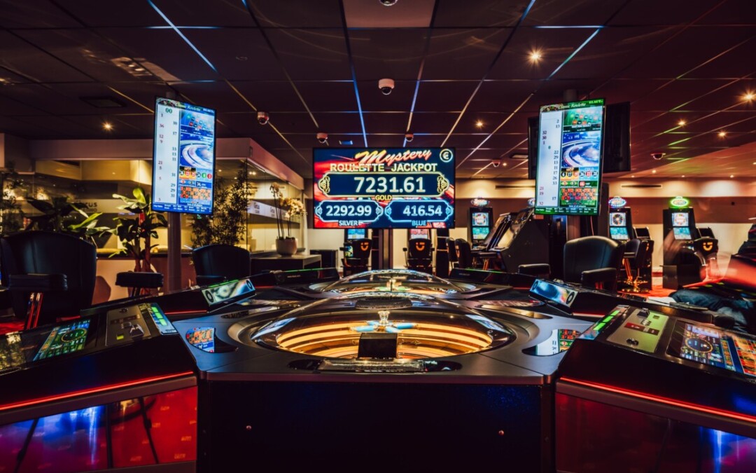 salle de jeux Circus Casino à Le Bizet. Roulette électronique. Cash, argent, machines à sous.